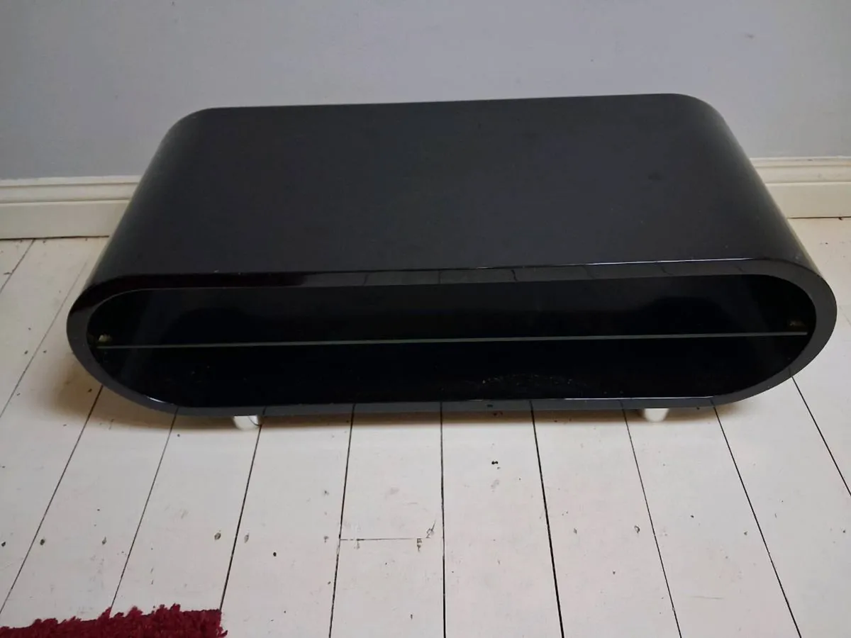 TV stand - Image 3