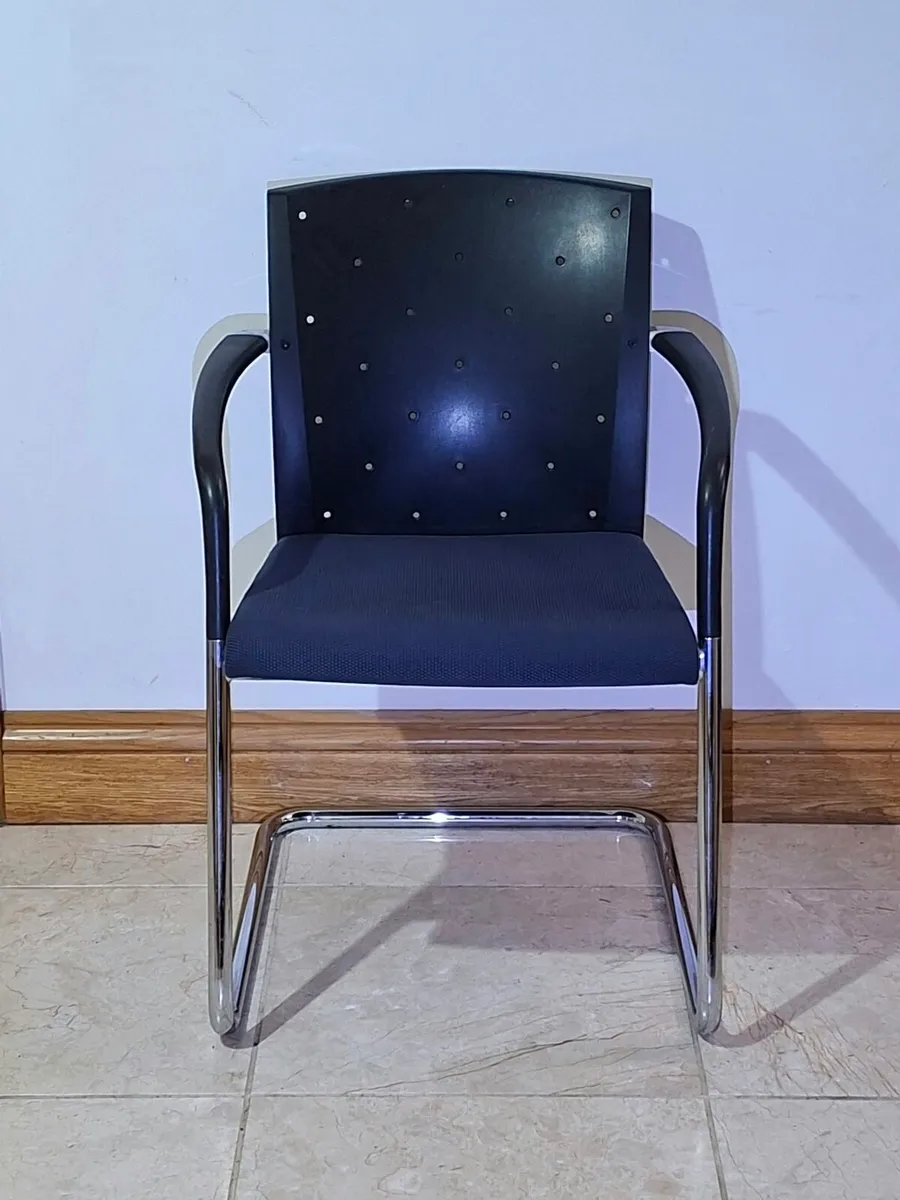 TENSA Cantilever Meeting Room Chair - Image 2