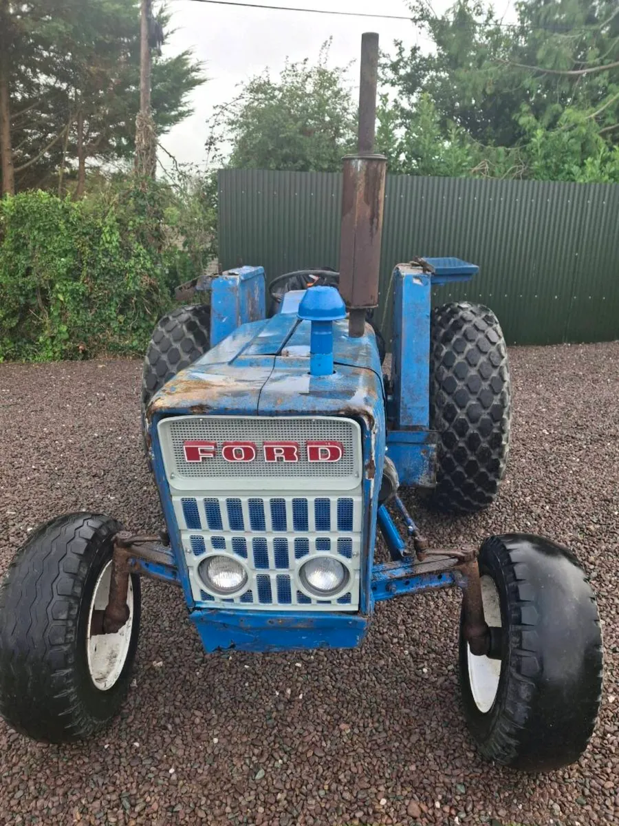 Ford 2000 - Image 3