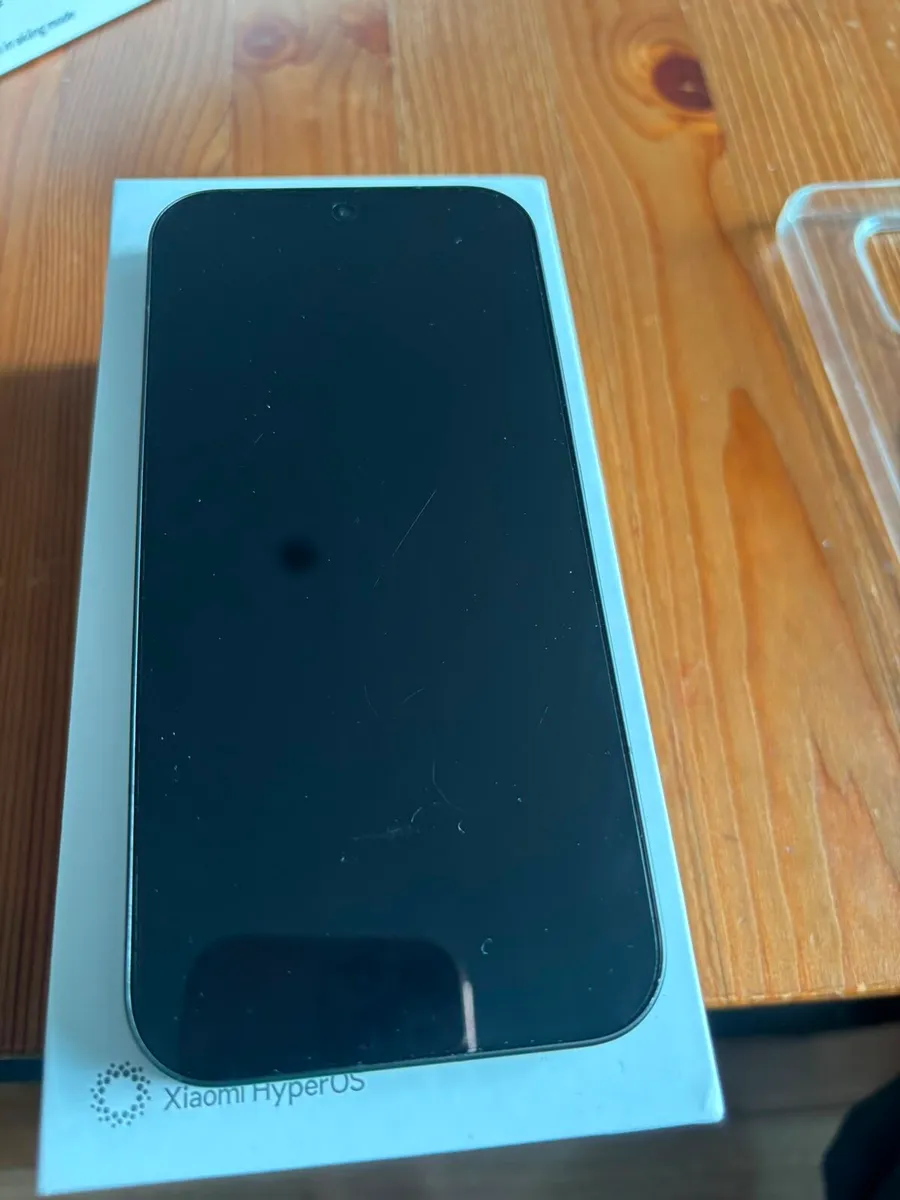 Xiaomi 17 + xiaomi watch s4 - Image 2