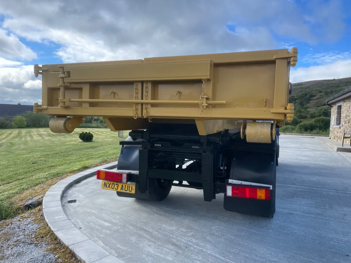 2003 iveco cargo 120 E18 skip loader - Image 3