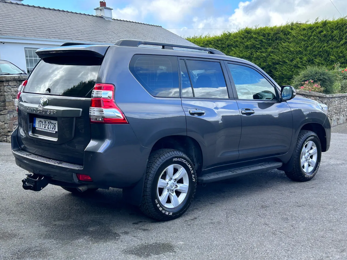 Toyota Land Cruiser 2017 Business Class - Image 2