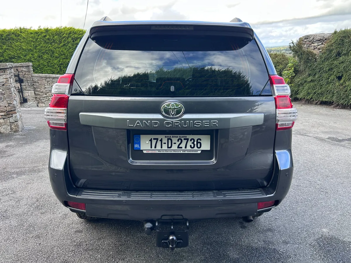 Toyota Land Cruiser 2017 Business Class - Image 4