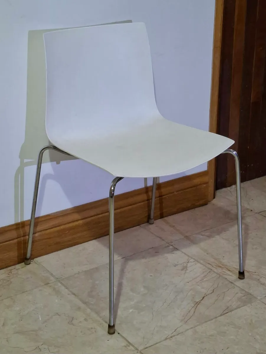 Arper Catifa 46 Canteen Chairs - Image 1