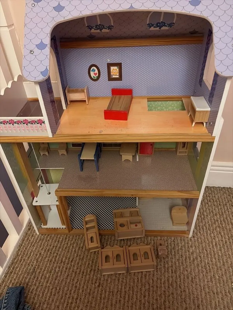 Doll House - Image 3