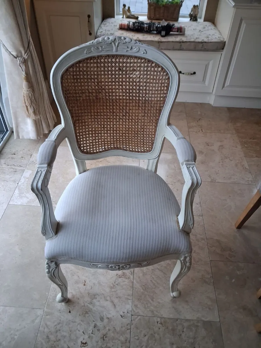 French syle dining kitchen table & chairs - Image 3