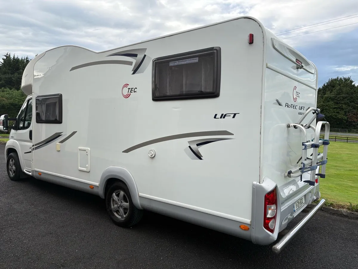 Camper van - Image 4