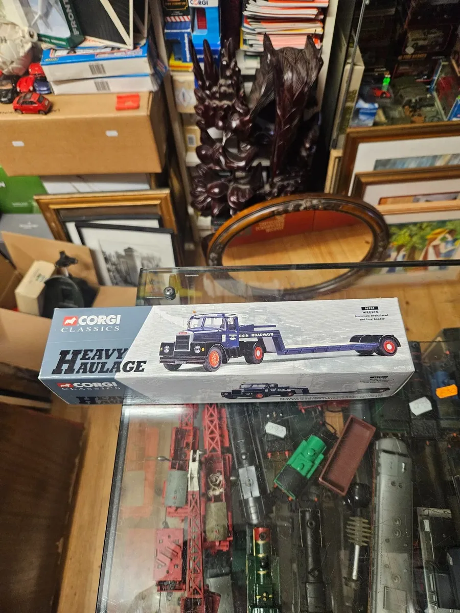 Corgi Scammel Tractor Unit and Low Loader Trailer - Image 2