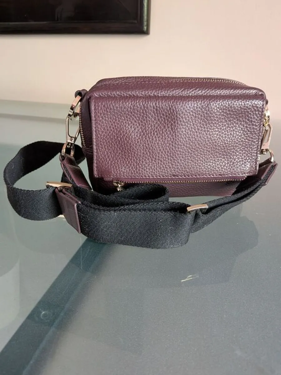 Whistles Plum Bibi bag - Image 4