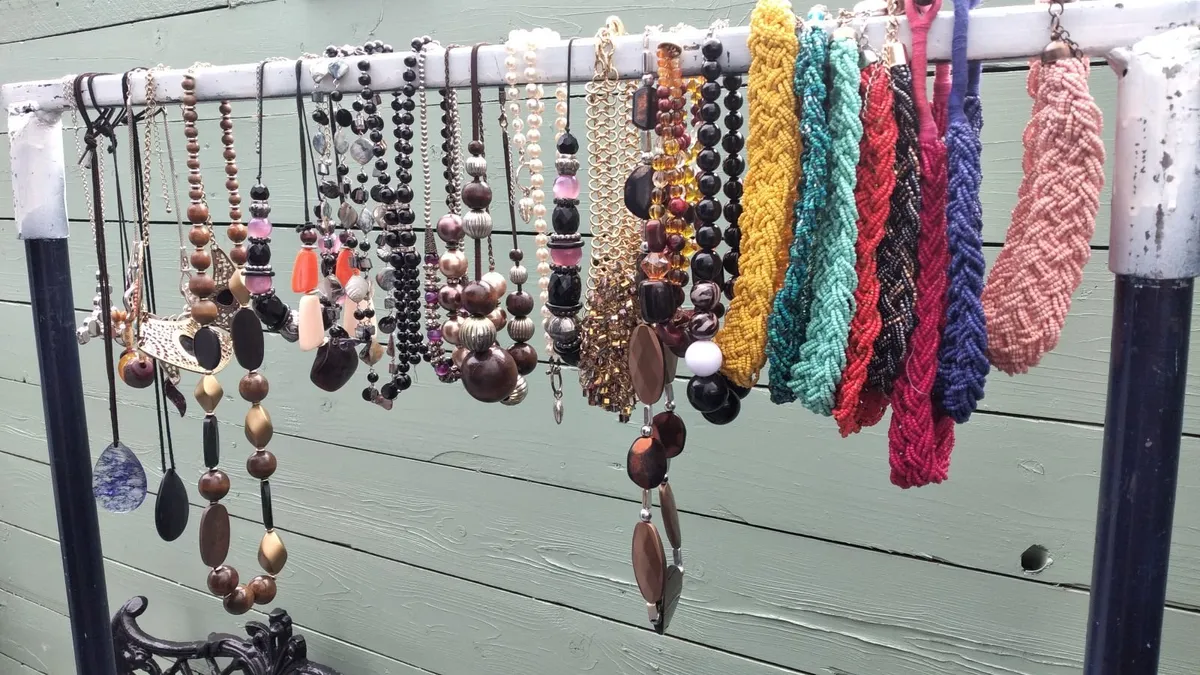 Costume Jewellery - Image 1