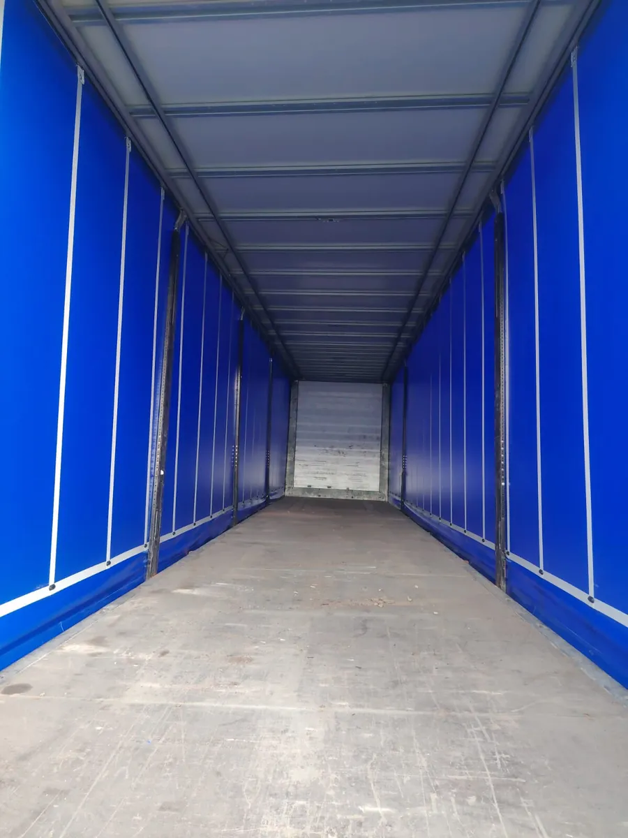 2016 Schmitz 4.4 high Curtainsider front & rear - Image 2
