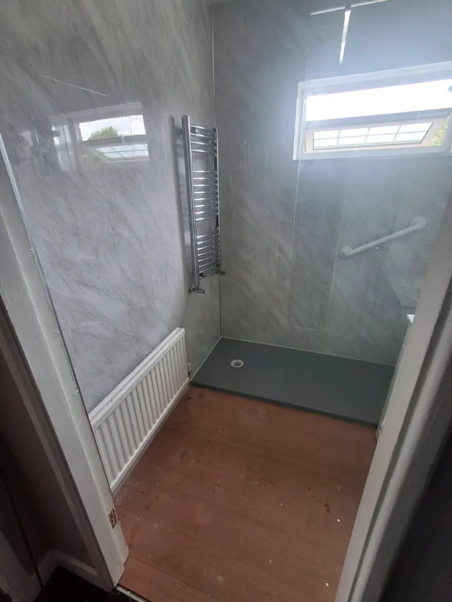 Bathroom renovations - Image 3