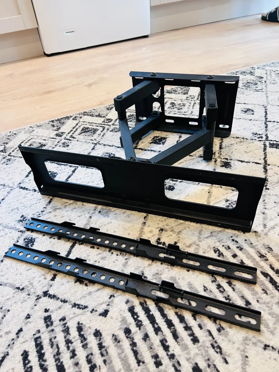 BONTEC Full Motion TV Wall Mount – Fits 23"–70" TV - Image 1