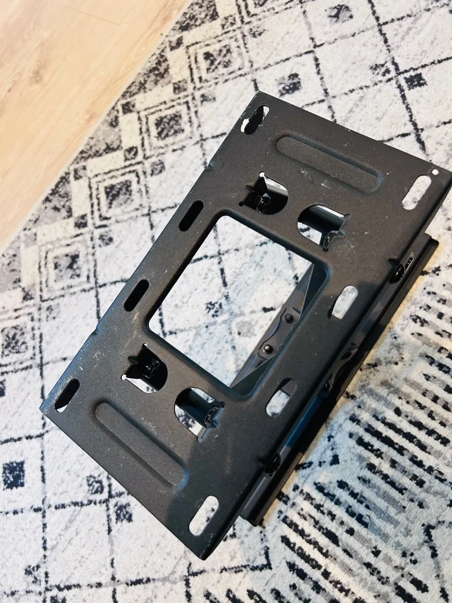 BONTEC Full Motion TV Wall Mount – Fits 23"–70" TV - Image 3