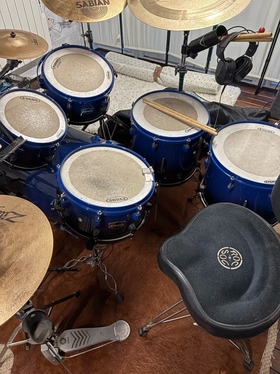 Professional drum kit - Image 2