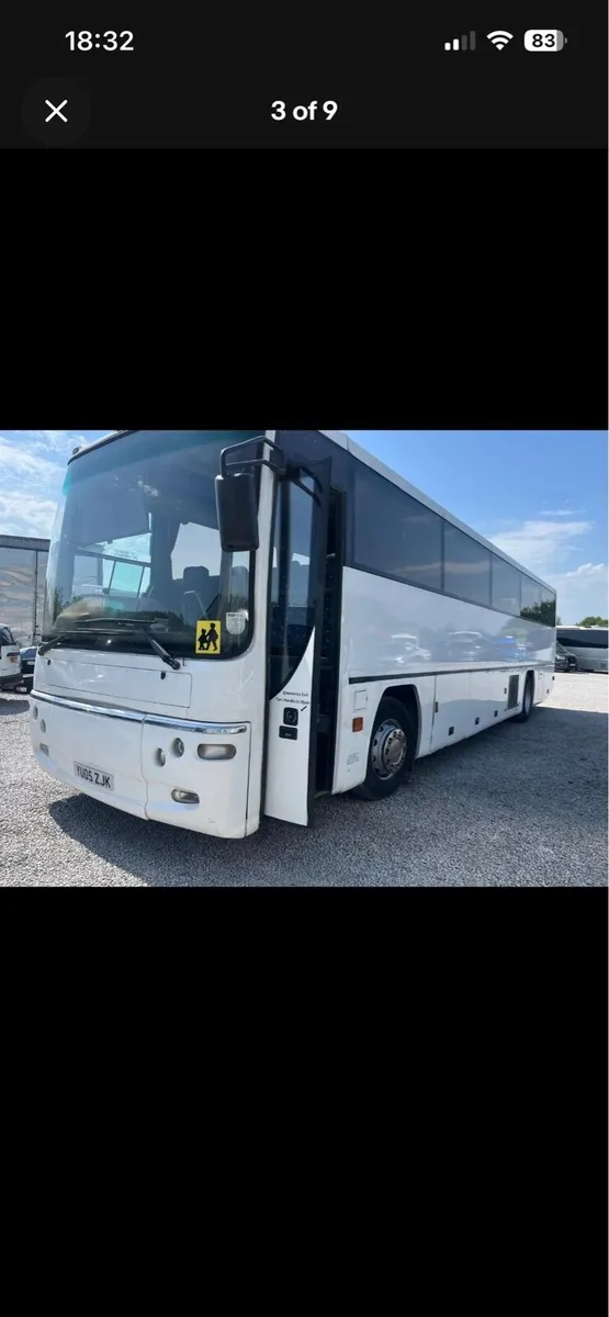 2005 PLAXTON PROFILE DENNIS JAVELIN 70 SEAT COACH - Image 3