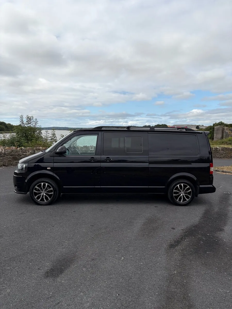 Volkswagon  Transporter Camper. - Image 3