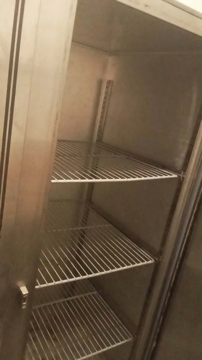 Commercial fridge and freezer - Image 3