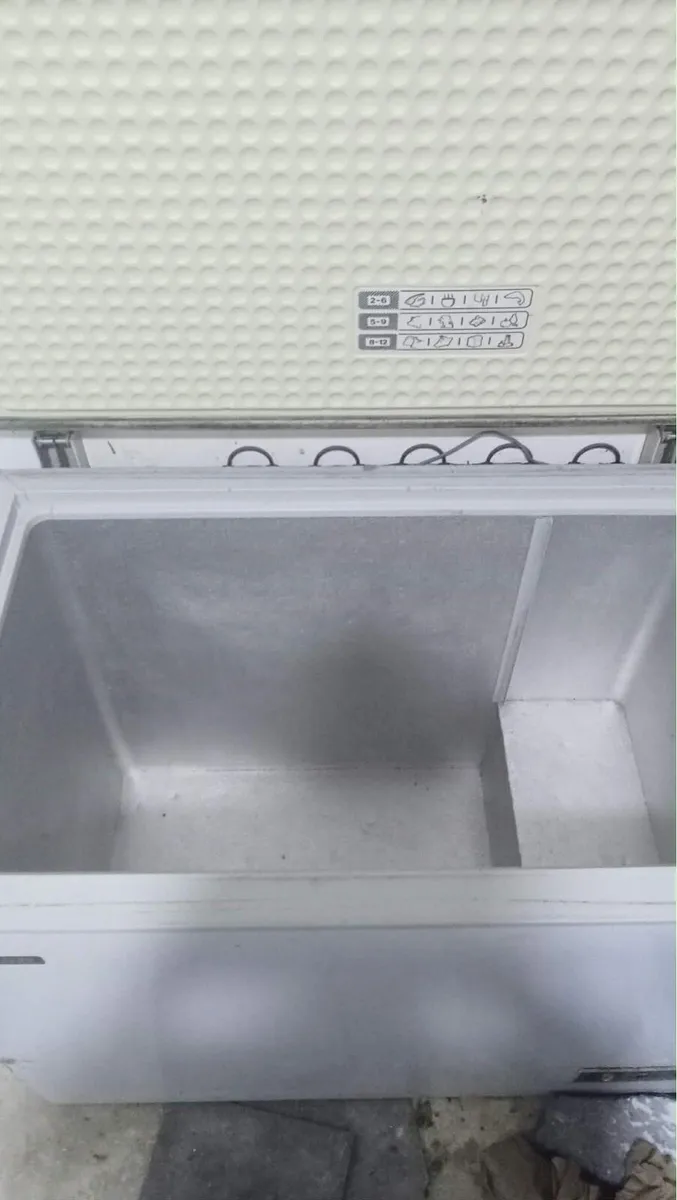 Commercial fridge and freezer - Image 4