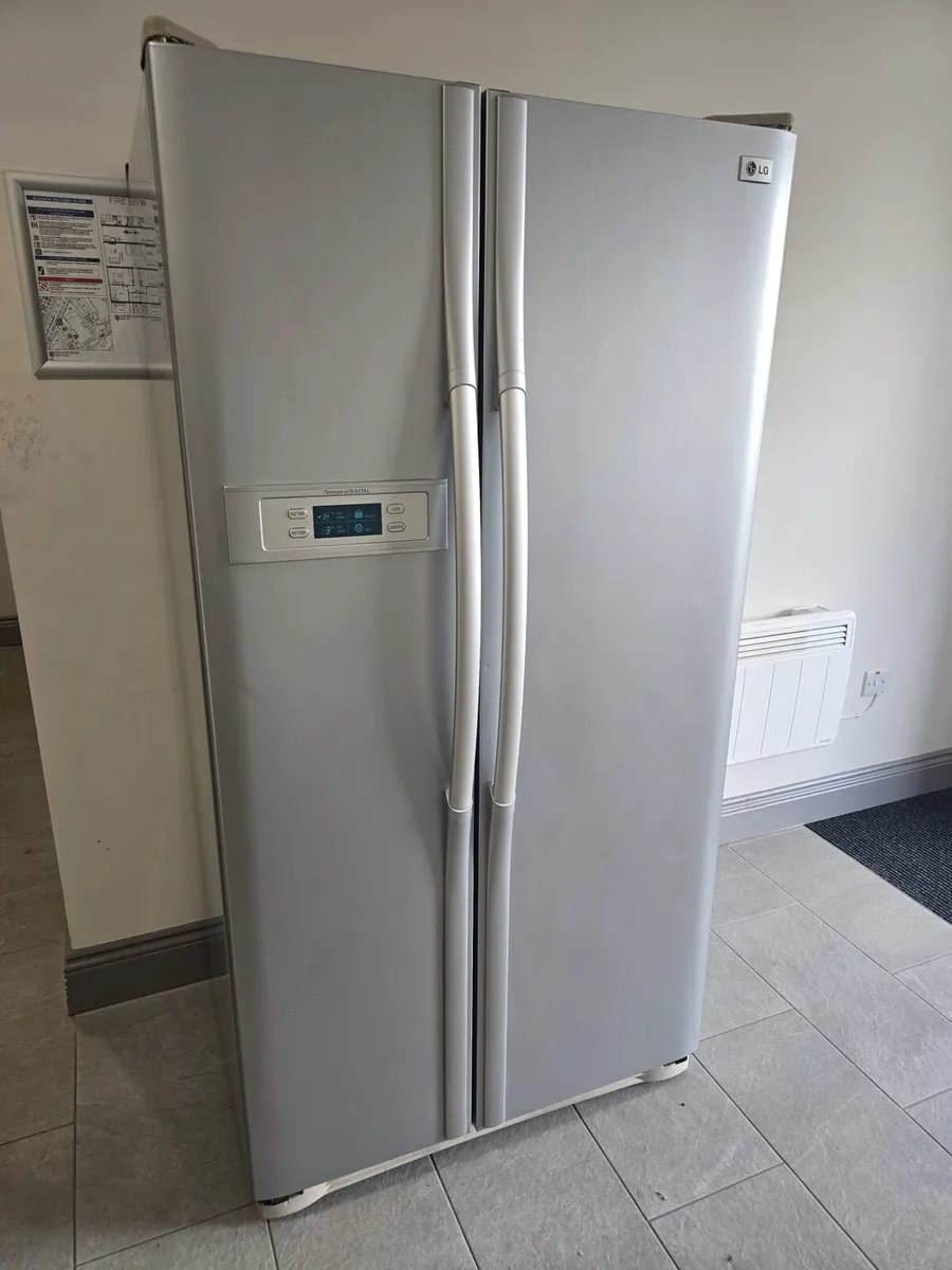 LG American Fridge Freezer - Image 1