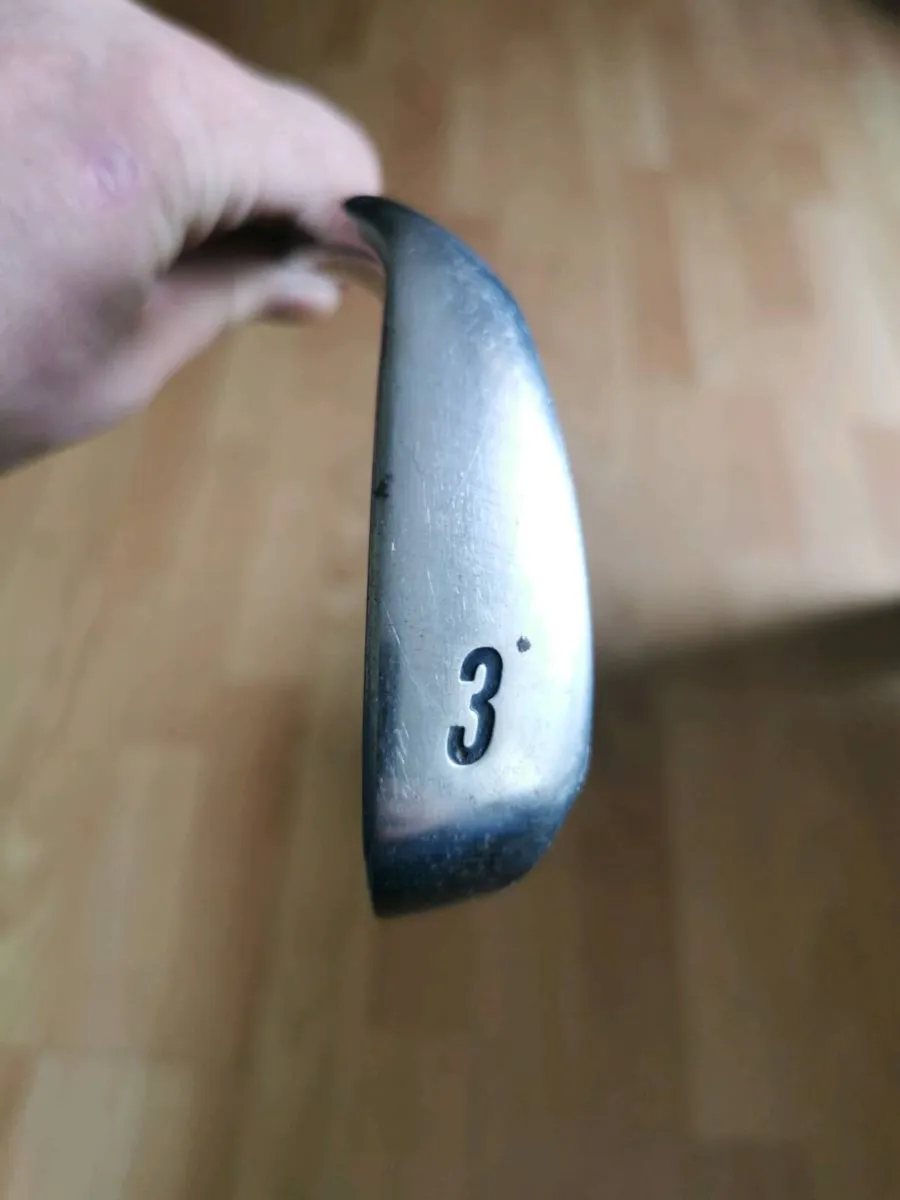 Mizuno 3 iron - Image 2