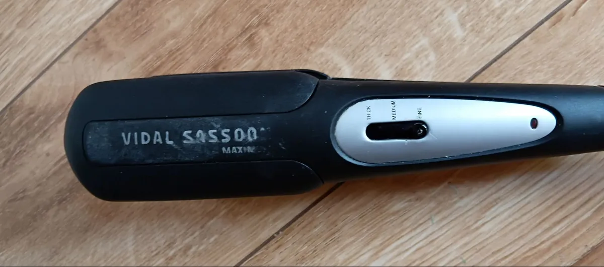 Hair straightener - Image 3