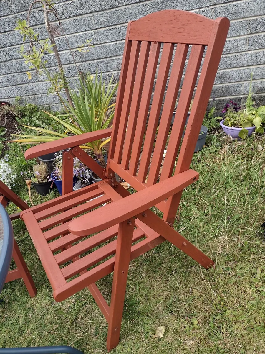 High back heavy Teak recliner garden/patio chair - Image 1