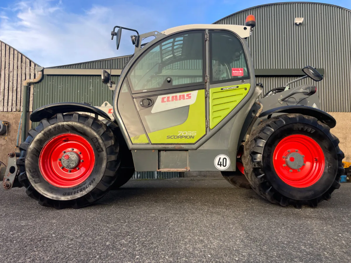 2017 Claas Scorpion 7035 - Image 2