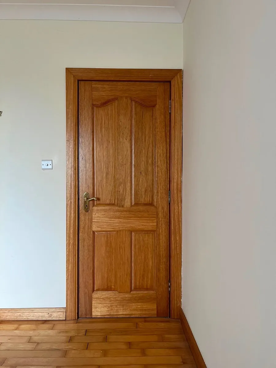 9 Plain Mahogany doors + 3 glass panels - Image 1