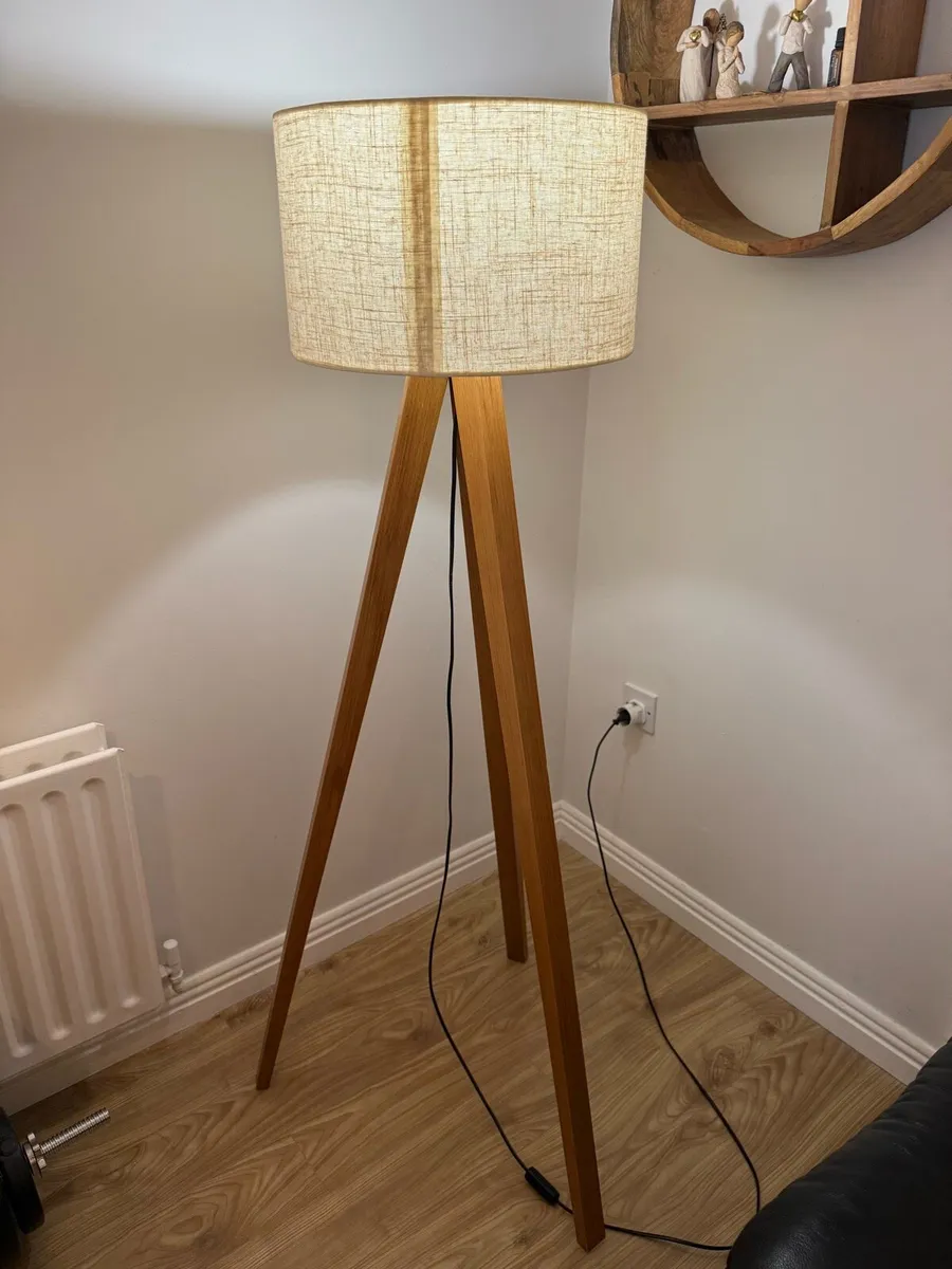 Tripod Floor Lamp – Natural Wood & Cream Shade - Image 3