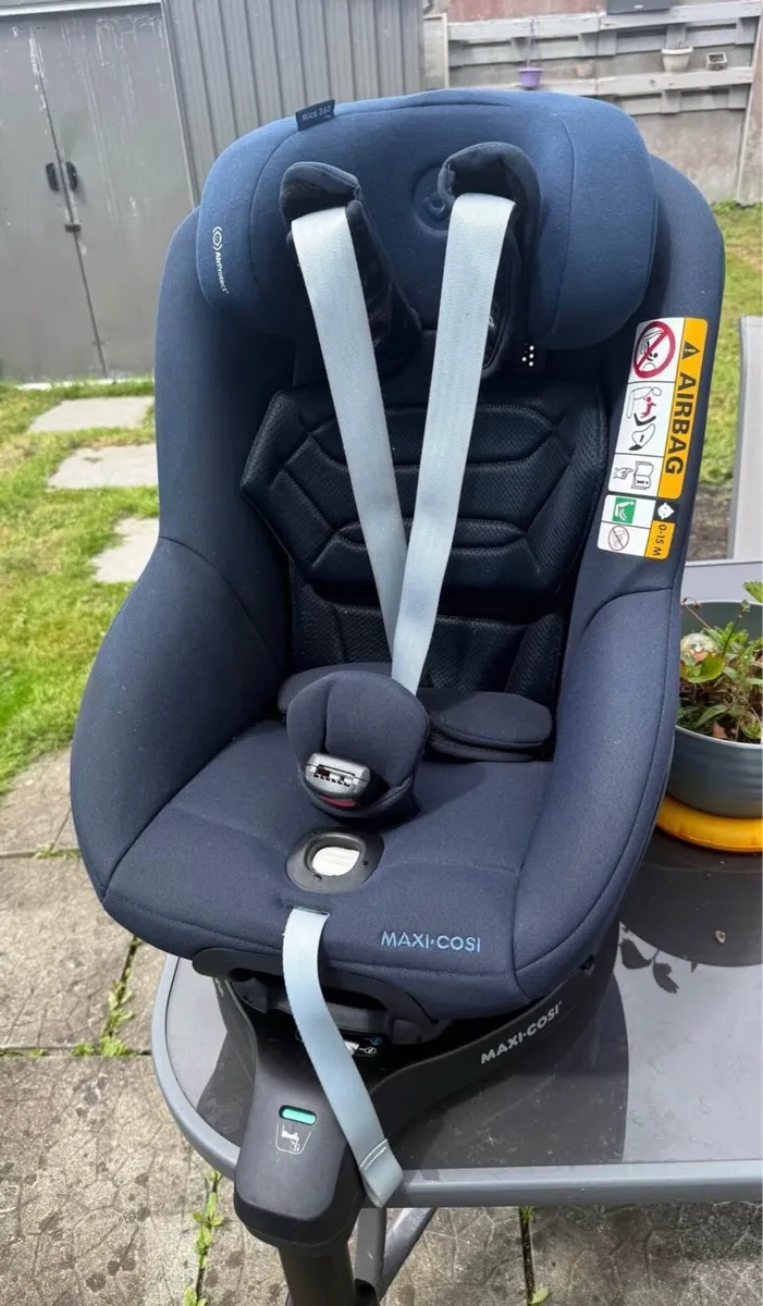 Maxi Cosi  Mica 360Pro Navy - Image 1