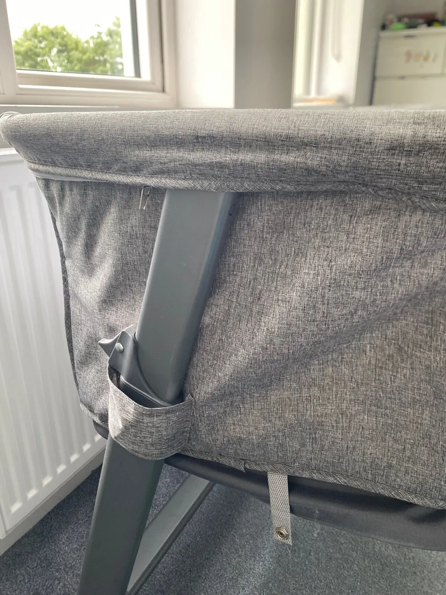 Baby cot - Image 4