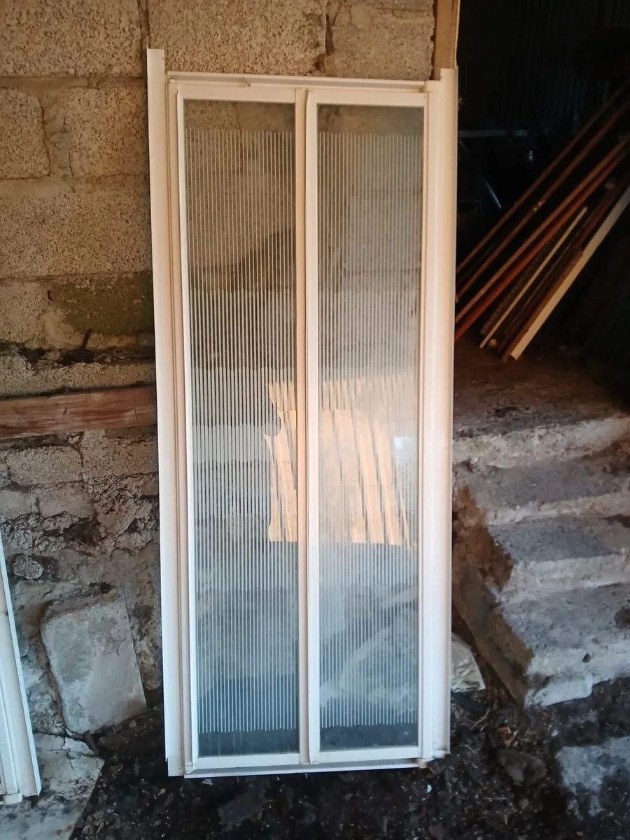 Bi- fold  shower door.  Like new. - Image 2