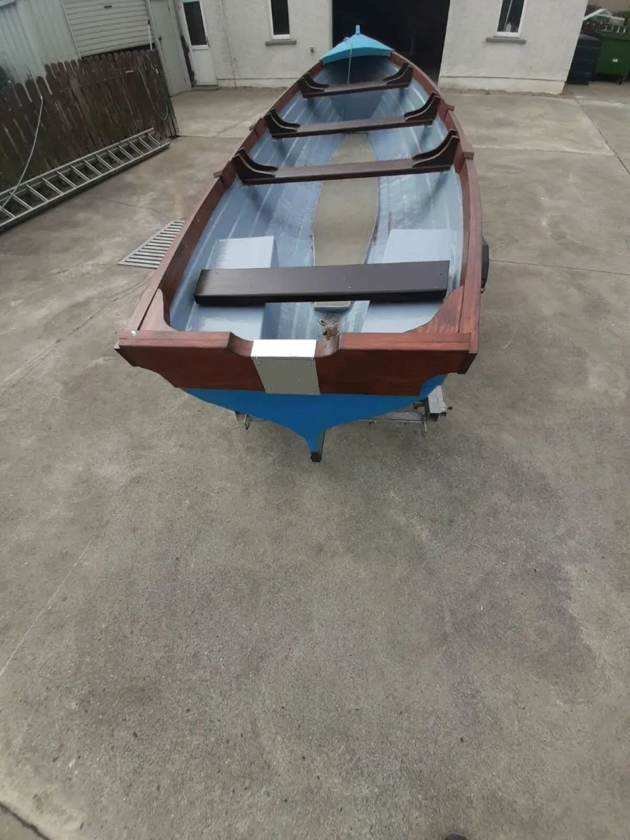 Corrib 19ft fiberglass lake boat - Image 3