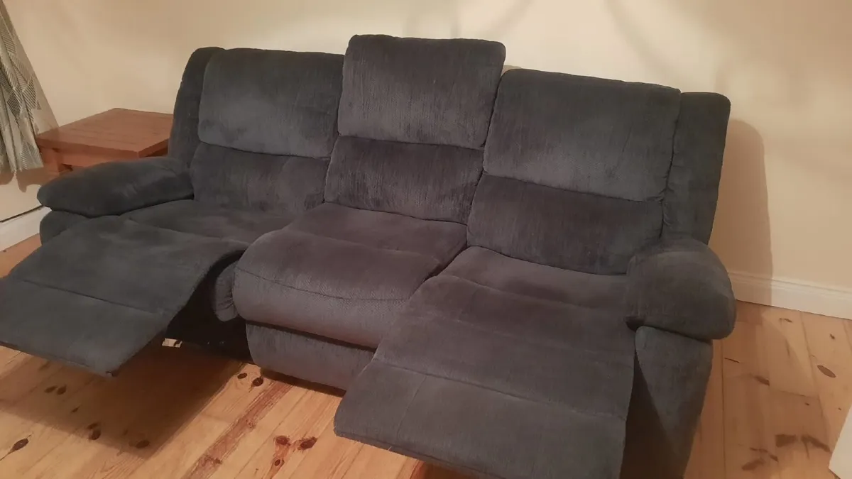 3 seater sofa - Image 3