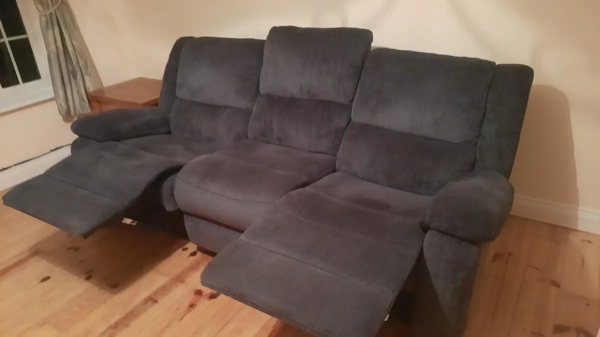 3 seater sofa - Image 1