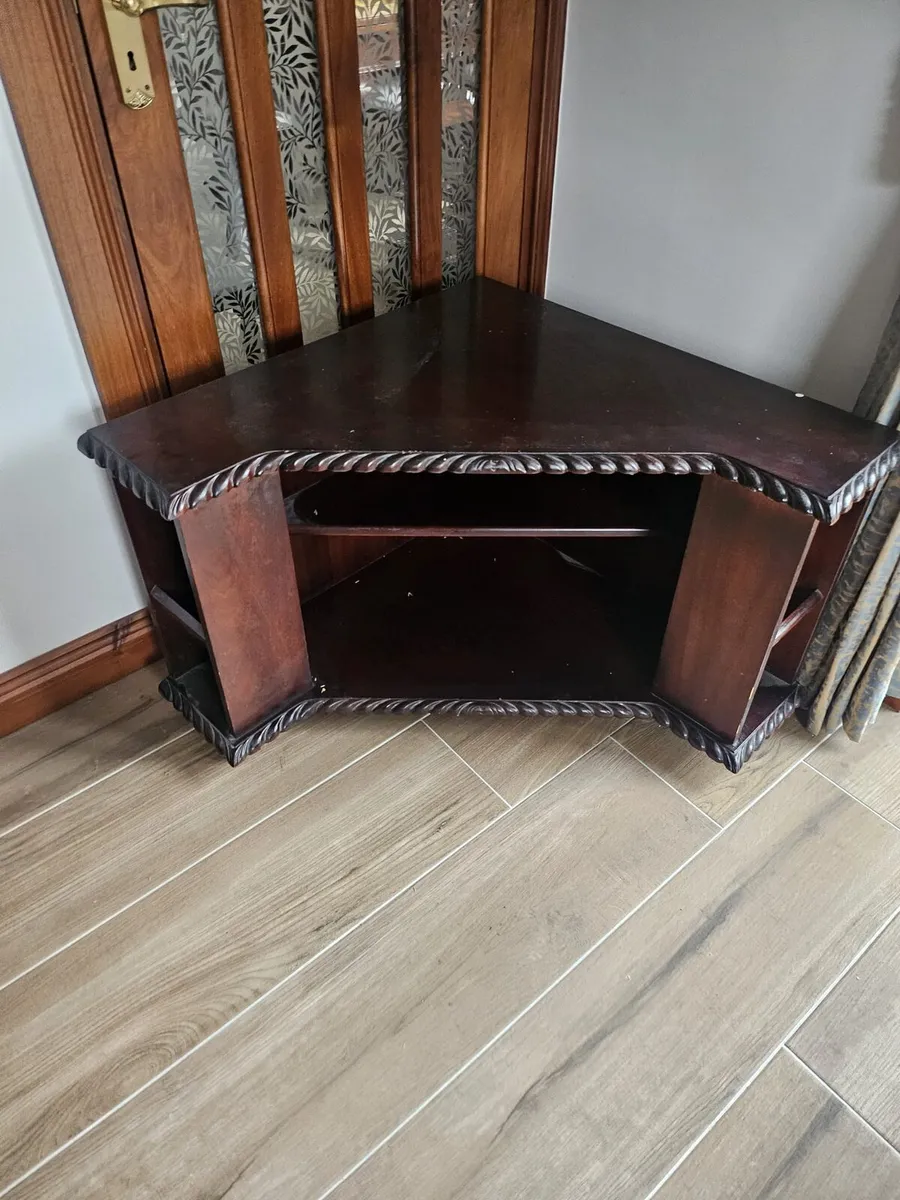 Mahogany Corner TV Unit - Image 3