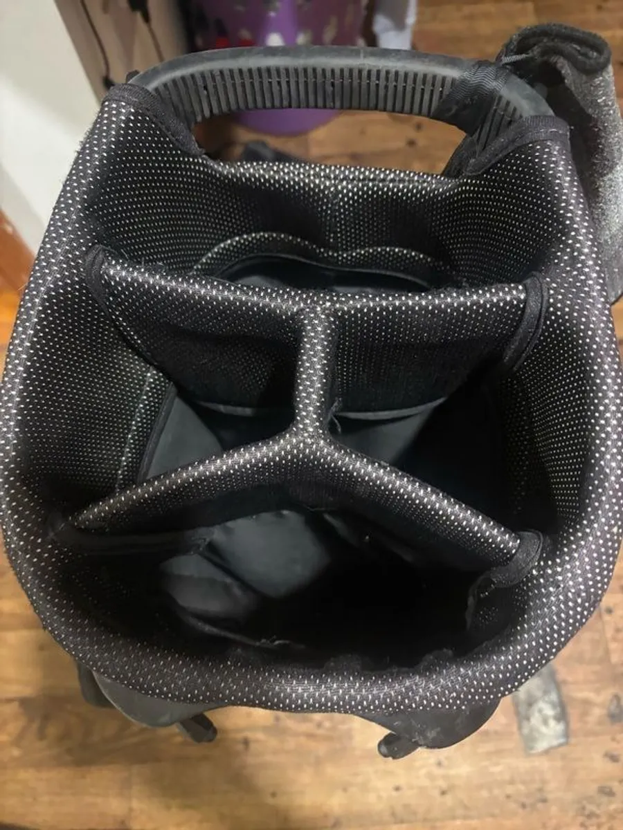 Titleist Carry Bag - Image 3