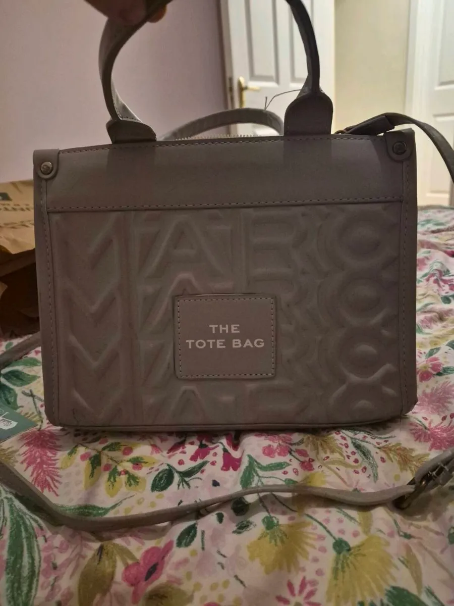 The tote bag - Image 1