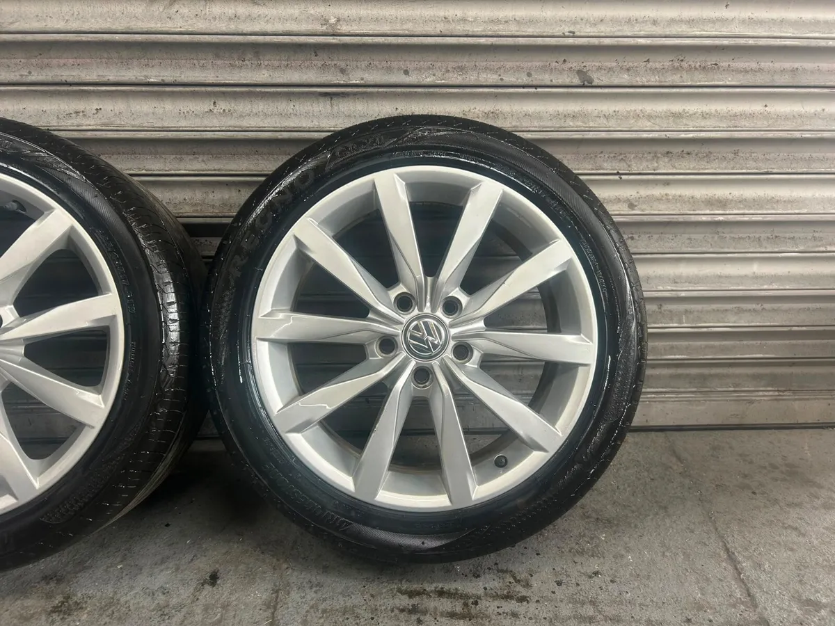 Volkswagen Golf 17” Alloys - Image 2