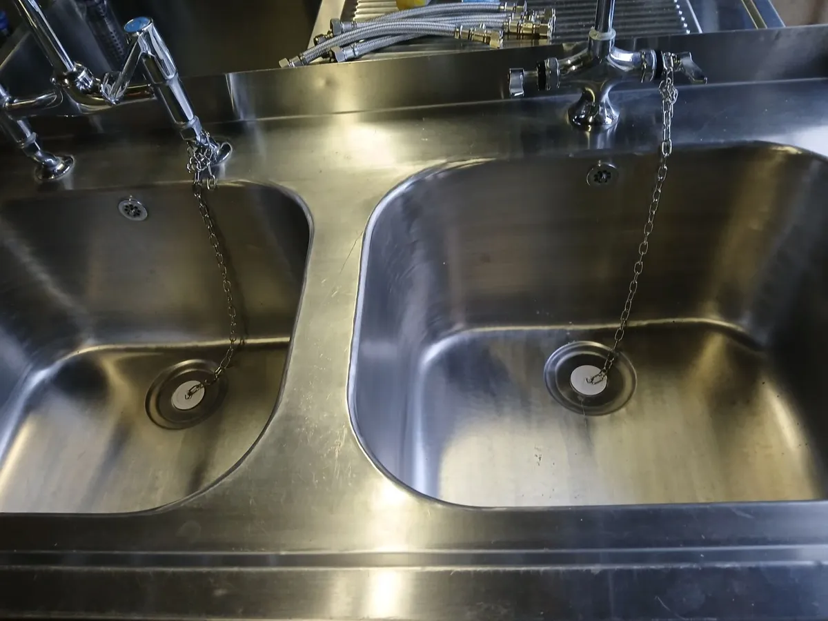 Staneless steel cabbinet double sink unit complete - Image 4
