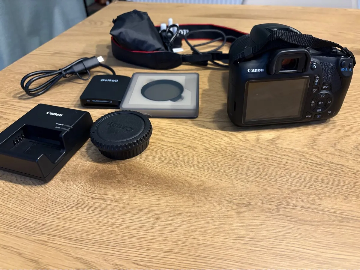 Canon EOS 1300D DSLR Camera - Image 2