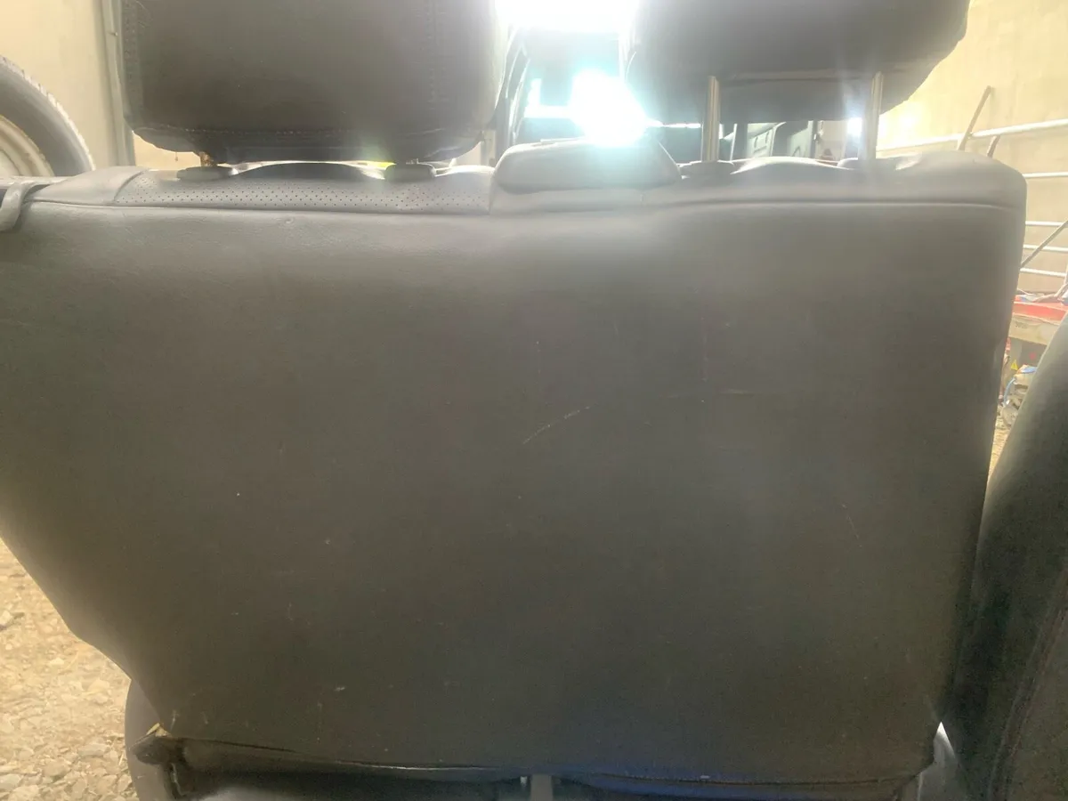 Toyota seats - Image 4