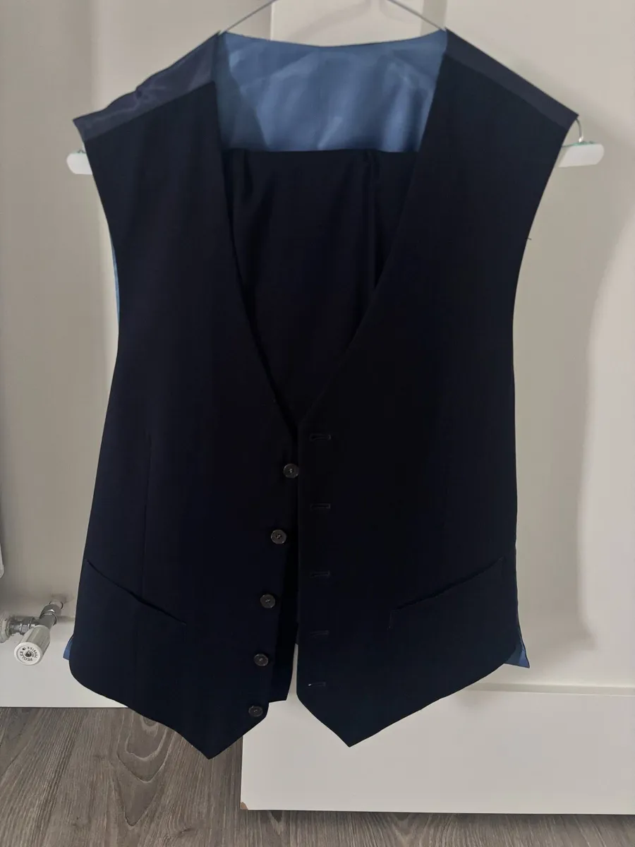 Mens Daniel Grahame 3 piece Suit - Image 2