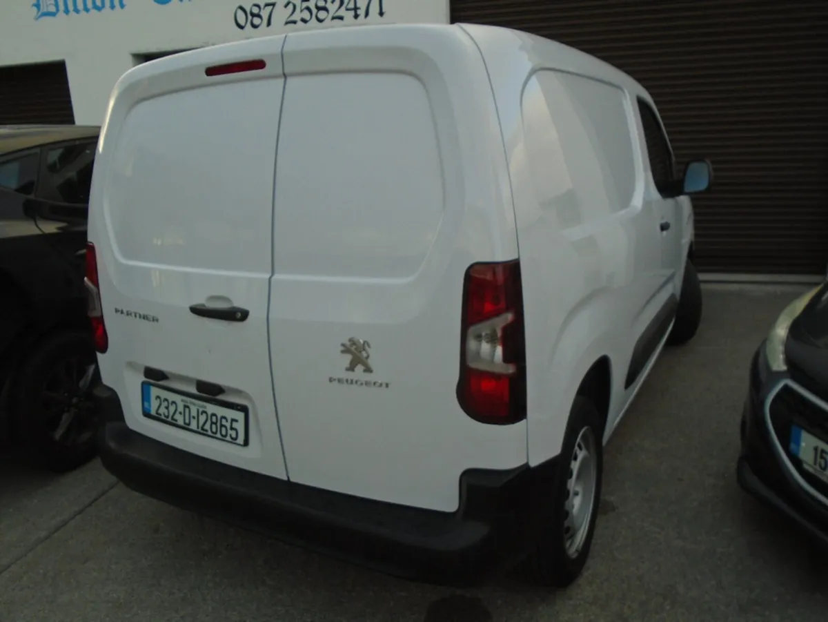 Peugeot Partner ACTIVE PLUS 1.5 BLUE H - Image 3