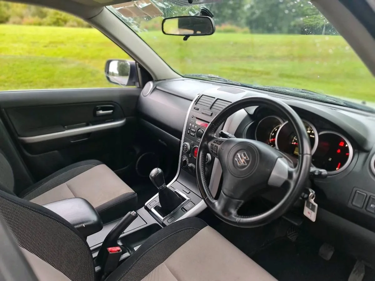 2013 Suzuki Grand Vitara Nct 05/27 Tax 03/27 - Image 4