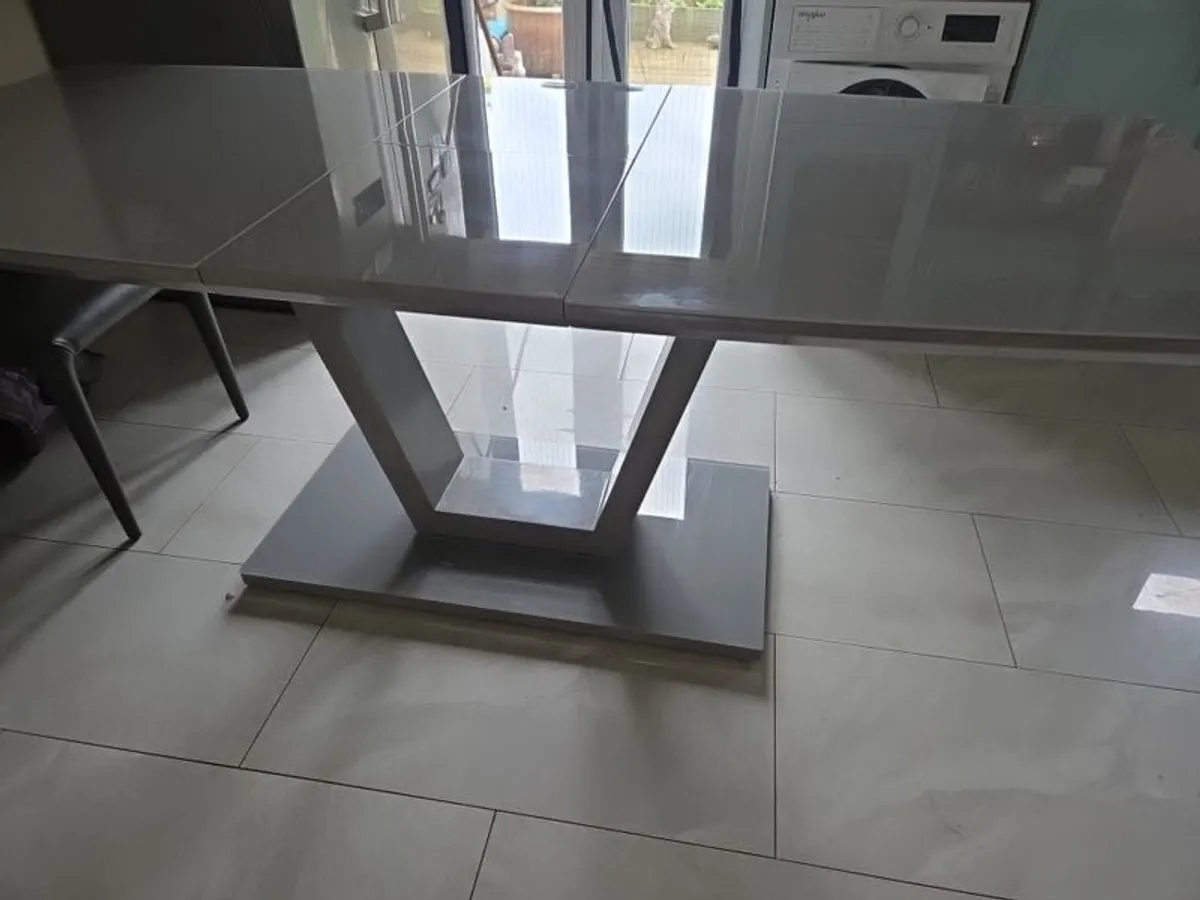dining table - Image 2