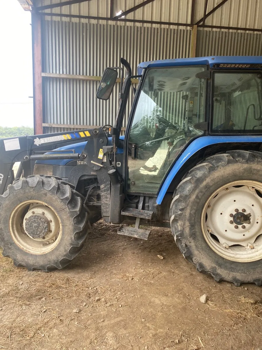 New Holland TL 90 & Trima Loader—Only 3,633 hours - Image 2