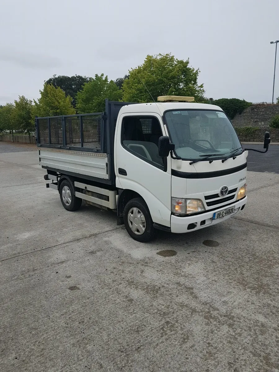 2009 Toyota Dyna Tipper - Image 3
