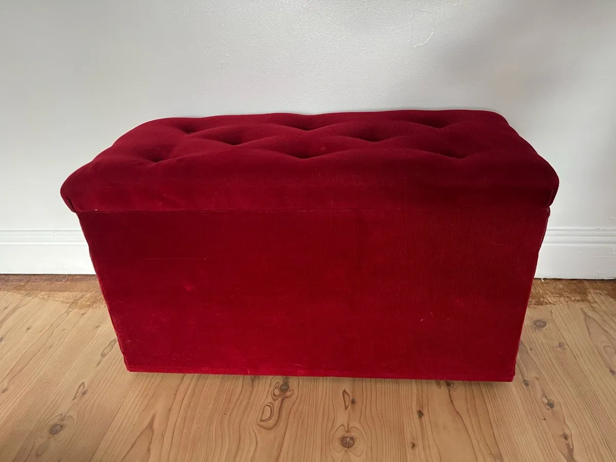 Stunning deep red ottoman bench - Image 1